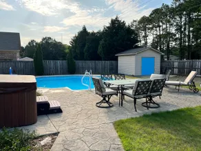 Angie's Pool House, 3 BRs w/inground pool, hot tub - Image 3