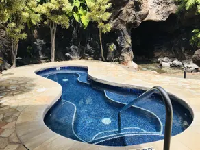 Oceanfront Resort, cascading waterfalls, 4 pools - Image 5