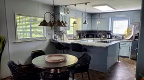 Sunrise Cove Lakeview Home - Image 5
