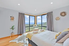 Black Wattle Coastal Retreat - Image 4