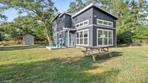 The Lake House, Pond, 3 Min to Lake, Pets Ok - Image 2
