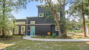 The Lake House, Pond, 3 Min to Lake, Pets Ok - Image 5