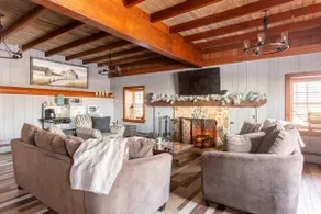 Historic, Private Stone Cottage 1700’s Estate - Image 4