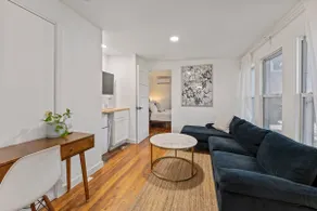 Holly Hideaway | Walkable Eastside Retreat - Image 5