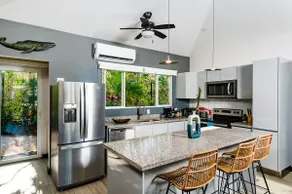 Surfer`s Heaven - Modern, new home, close to beach - Image 4