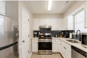 Cozy 2BR Townhome | Near Braves, Battery & Atlanta - Image 5