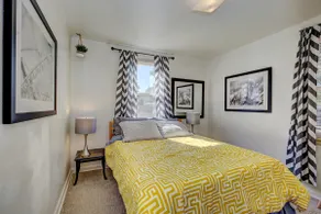 Cheerful Cottage Pet Friendly Close to Downtown - Image 2