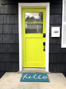 Cheerful Cottage Pet Friendly Close to Downtown - Image 4