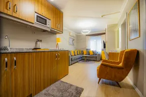 Family Home With 3 Bedroom 3+3 - Image 5