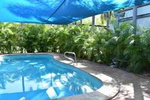 Private self contained 1 bedroom unit. - Image 3
