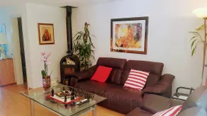 Comfortable house with lake view - Image 2