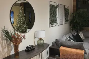 Brand New Apartment - 85" Cinema TV - Ultra 4k - Image 4