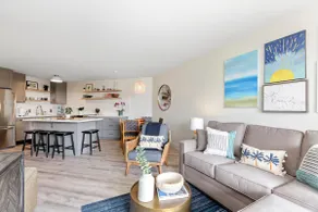 Aloha Chic Penthouse Vistas - Image 4