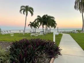 Paradise found! Sea-Esta Condo beach and pool. - Image 2