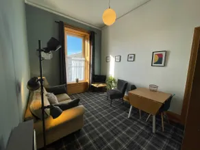 Homely 1 Bed flat in the Heart of Helensburgh - Image 2