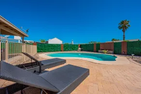 Oasis de Saguaro 3-Bedroom home with pool - Image 5