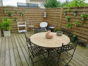Contemporary duplex, outdoor terrace, parking - Image 5