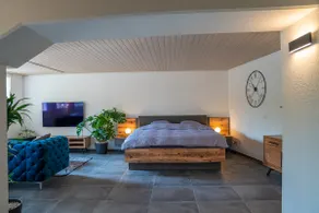 Top modern apartment with garage parking space - Image 2
