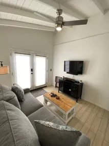 Casita Midtown, 2BR 1BA w/pool & washer/dryer - Image 3