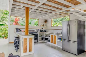 Casa Freya - Spacious new jungle villa, pool & AC - Image 5