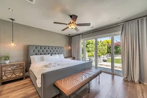 Contemporary open floor plan home near Santana Row - Image 5
