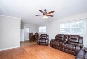 Spacious 4BR/2BA Retreat | - Image 2