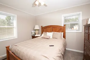 Spacious 4BR/2BA Retreat | - Image 4
