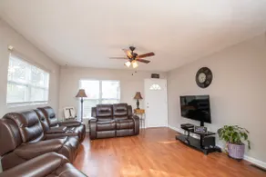 Spacious 4BR/2BA Retreat | - Image 3