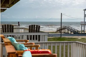 DayDreamBeliever Beach House -3 Bedrm - Image 2