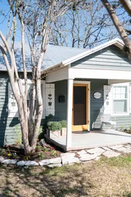 1940’s Historic Farmhouse Burton/Round Top - Image 5
