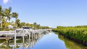 Ferienhaus mit beheiztem Pool, Terrasse und Grill | Wasserblick - Image 4