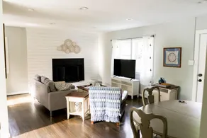 Charming up-dated cottage, heart of Carrboro - Image 4