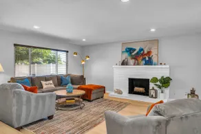 Spacious 5 BR Home with Gazebo Close to Everything - Image 2
