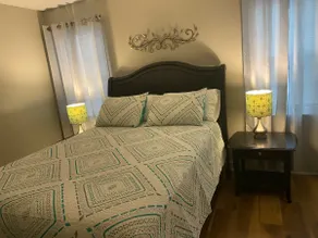 Cozy Townhome minutes to shopping and Base. - Image 2