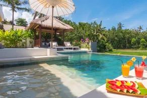 Villa Hidden Pearl, with private cook and pool - Image 2