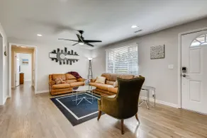 Newly remodeled 5bed/2bath home Denver-Boulder - Image 2