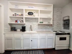 Central Location, Pet Friendly, Exceptional Value! - Image 5