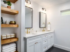 Modern South Austin home - 5 miles to Downtown - Image 5