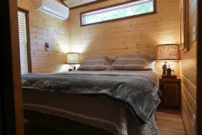 Bell Creek Cabin 1 - Image 2