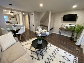 Panorama Park Townhome - Image 2