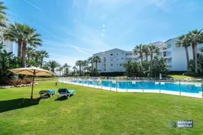 Puerto Banús Finest 2-BDRM apt - 50 metres to Beach - Image 2