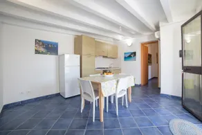 Three-room floor apartment + swimming pool + parking - Image 2