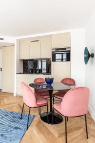 Comfortable 1BR/4PAX Saint-Georges | Moulin Rouge - Image 5