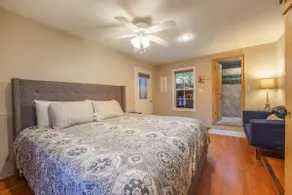 King + Queen Suites | Cozy Cottage Yosemite - Image 3