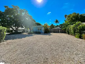 Beautiful Renovated Home in Marathon, FL - Image 2