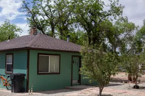 Dirty Devil Oasis: Inviting two bedroom bungalow. - Image 5