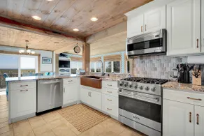 Unique and Stunning Beachfront property Greygoose - Image 3