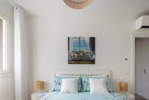New and bright apartment with private garage - Image 5
