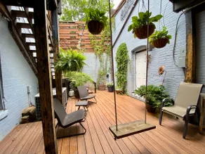 Spacious/Unique in Heart of DC Designer Rowhome - Image 3