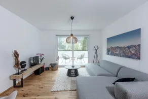 Spacious 100m2 apt w sun terrace & mountain views - Image 2